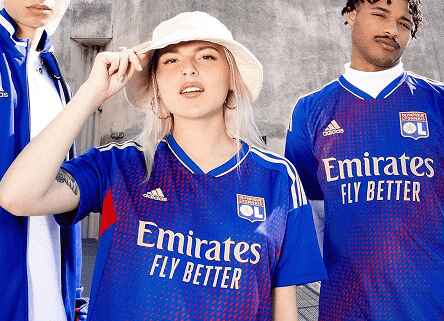 Jaké jsou hlavní symboly na dresu Olympique Lyonnais a jejich význam