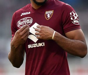 Odhalení býka Ikonický znak Toro na dresech Torino FC