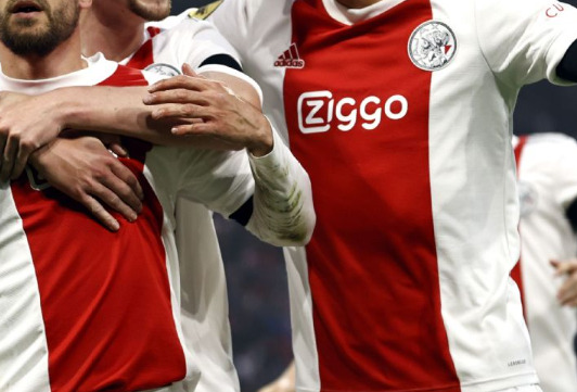 Vítězné dresy Ajax Jak speciální edice vyjadřují klubovou hrdost