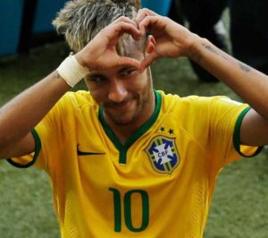 Neymar jako Hrdina Dva Góly v Otevíracím Zápase MS 2014