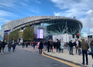 Od gauče k maratonu Příběhy Spurs fanoušků, kteří se rozhýbali díky klubu